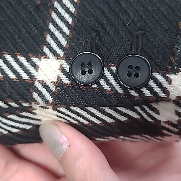 Plaid Blazer - Picture 9 of 9